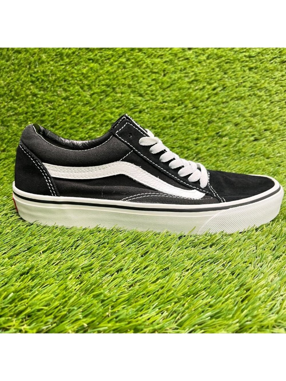 Vans Old Skool Womens Size 8.5 Mens 7 Black White Athletic Skate Shoes Sneakers